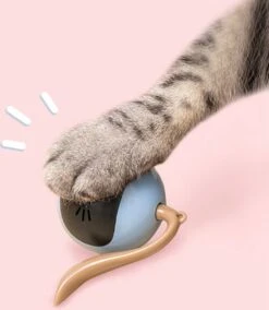 Otiume Slimme Katten Speeltje - Interactieve Zelf Rollende Bal Voor Katten - Kattenspeeltjes -Speelgoed Voor Dieren - USB Oplaadbaar -Katten Benodigdheden Winkel 1043x1200 3