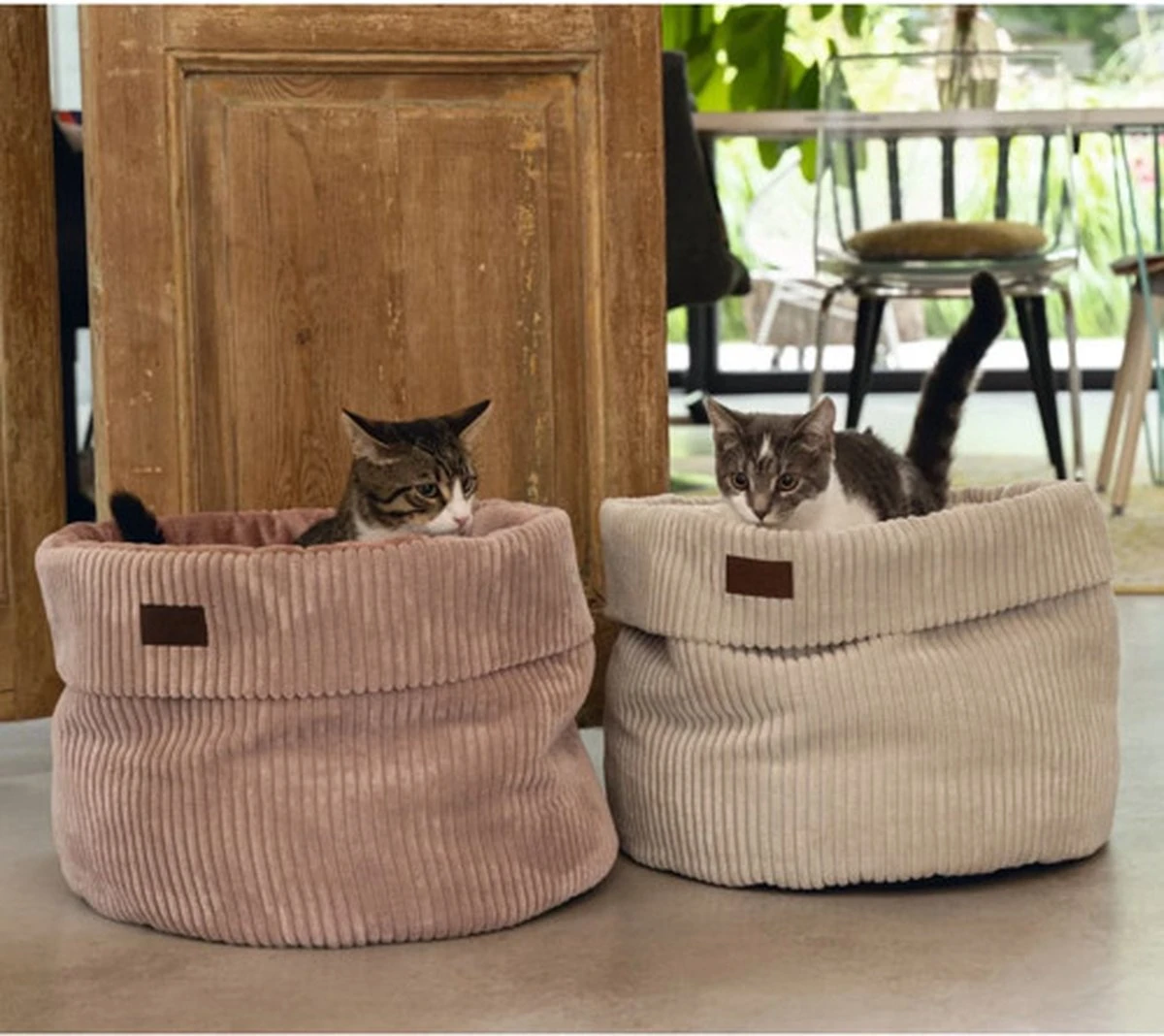 Designed By Lotte Kattenmand Ribbed Lichtgrijs 50 X 50 X 35 Cm 4 Designed By Lotte Kattenmand Ribbed Lichtgrijs 50 X 50 X 35 Cm - Afbeelding 2