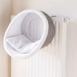 Trixie Radiator Hangmat Iglo - Wit/Grijs 34 X 38 X 38 Cm 18 Trixie Radiator Hangmat Iglo - Wit/Grijs 34 X 38 X 38 Cm -Katten Benodigdheden Winkel 1200x1200 832