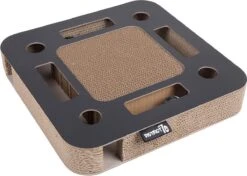 Interactief Krabspeelgoed Van Karton Met Balletje En Belletje - District 70 SPY - Zwart Of Wit 35x35x6cm - Zwart -Katten Benodigdheden Winkel 1200x856 5