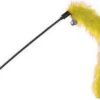 Merkloos Een Vrolijke Speelhengel In De Kleur Geel Met Belletje. -Katten Benodigdheden Winkel 1200x873 1