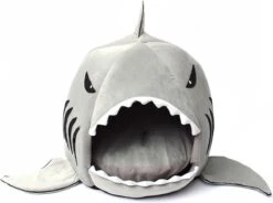 MikaMax Haai Hondenmand - Kattenmand - Dierenmand - Huisdierkussen - Mand Of Bed - Origineel - Extra Zacht Materiaal - 42 X 42 X 36 Cm -Katten Benodigdheden Winkel 1200x892 3