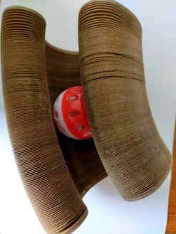 Kattenspeelgoed - Ronde, Opvouwbare En Vervormbare Krabmat Voor Katten Met Bal Met Belletjes Van Golfkartonpapier - Interactief Krabspeelgoed Voor Katten -Katten Benodigdheden Winkel 900x1200 38